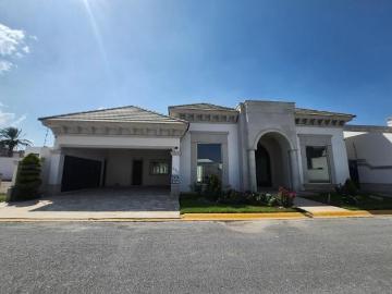 SE VENDE HERMOSA RESIDENCIA, AL NORTE, EN FRACC. VILLAS DE SAN MIGUEL