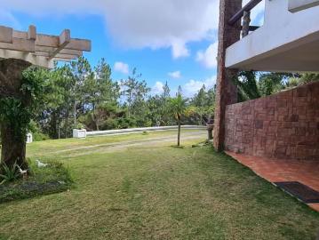 Se Vende Hermosa Villa de Montaña en Altos del Maria | 4 recámaras por 450000.00 en Altos del María