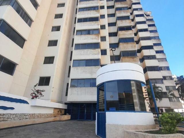 Se vende hermoso apartamento 61Mts2 Playa Grande 1 hab, 2 baños, 1p/e