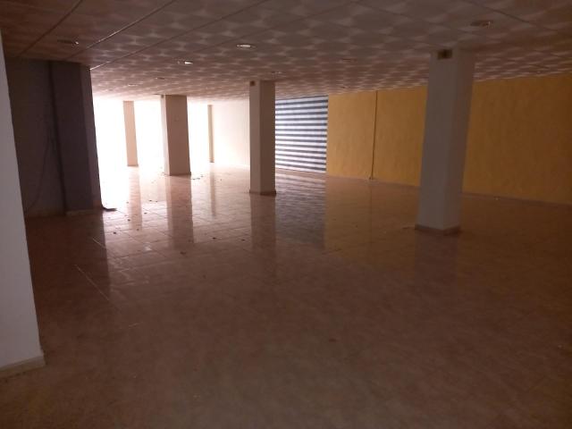 SE VENDE LOCAL
