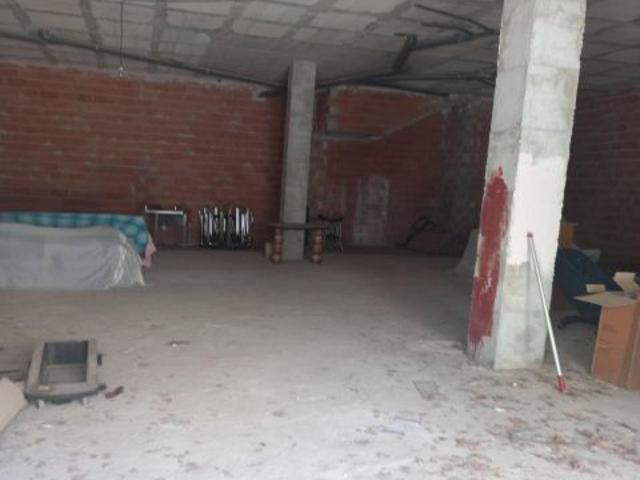 SE VENDE LOCAL
