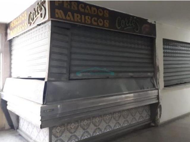 Se vende local tipo trastero en Benidorm – Mercado El Cruce