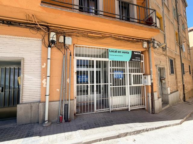 SE VENDE LOCAL ZONA UNIVERSIDAD