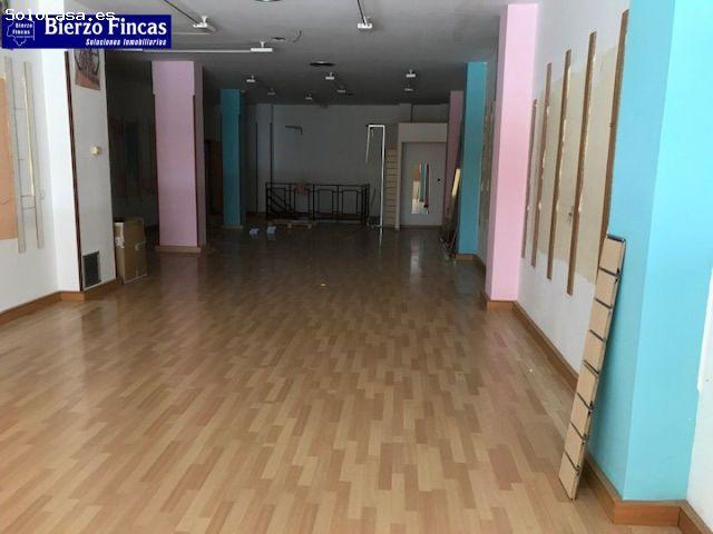 SE VENDE LOCAL CENTRICO Y COMERCIAL