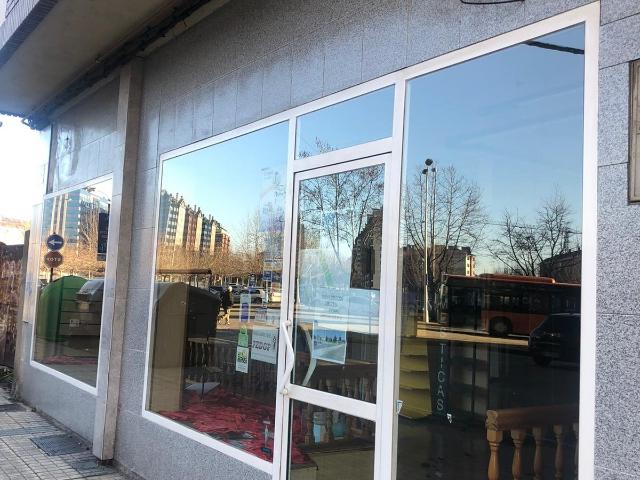 SE VENDE LOCAL CERCANO A LA ROSALEDA