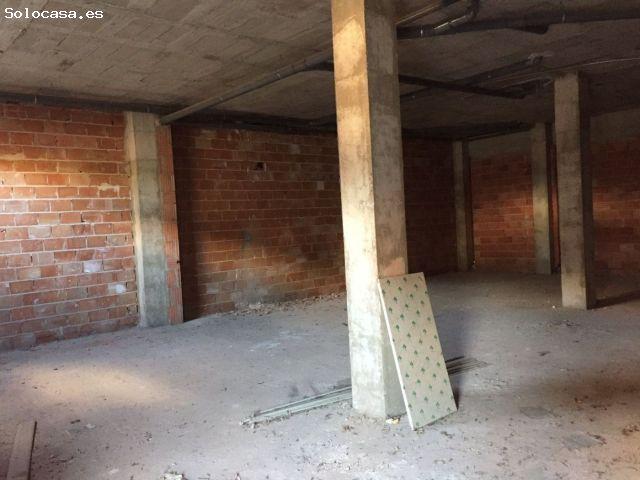 SE VENDE LOCAL COMERCIAL,154 m2, EN LA HOYA