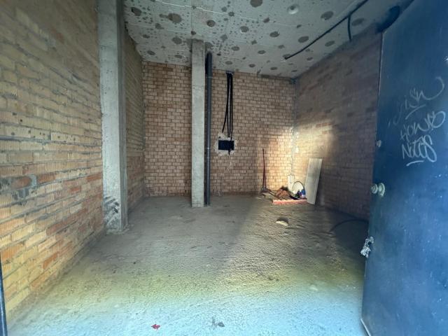 SE VENDE LOCAL COMERCIAL