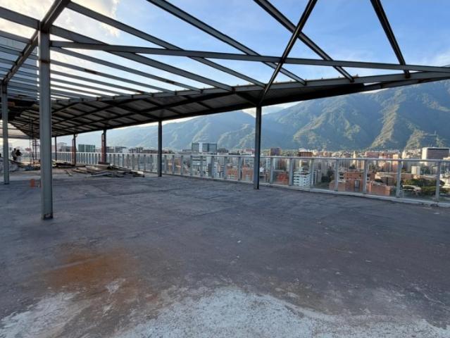 Se vende Local comercial 765m² Las Mercedes