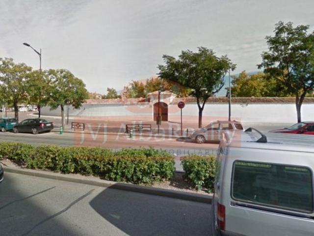 SE VENDE LOCAL COMERCIAL CON VADO EN ZONA BARRIO SAN PABLO