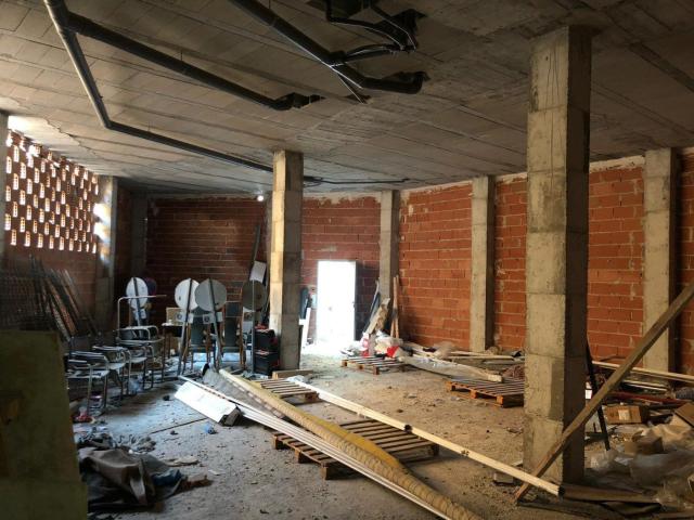 SE VENDE LOCAL COMERCIAL DIAFANO EN JAVALI VIEJO