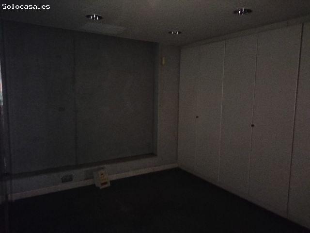 SE VENDE LOCAL COMERCIAL EN Cl. Congosto, 72 / Madrid 28031