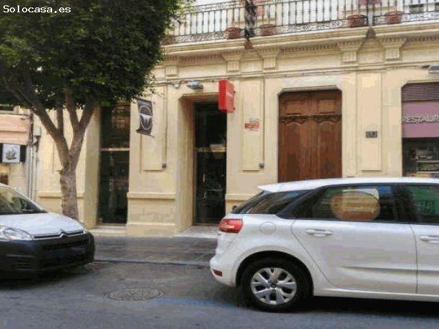 Se vende Local Comercial en Almería Sin Posesión