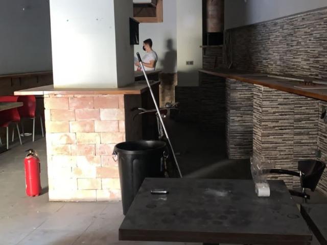 SE VENDE LOCAL COMERCIAL EN EL CENTRO, FRENTE UNIVERSIDAD LA MERCED