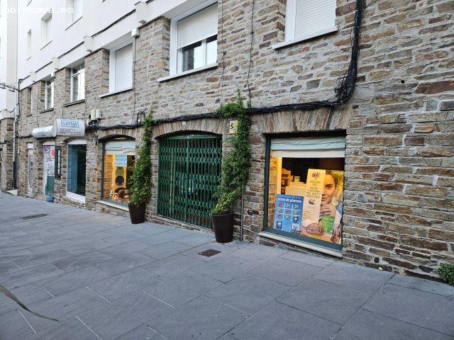 SE VENDE LOCAL COMERCIAL EN EL ENSANCHE DE SANTIAGO