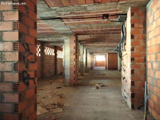 Se vende Local Comercial en la localidad de Almería