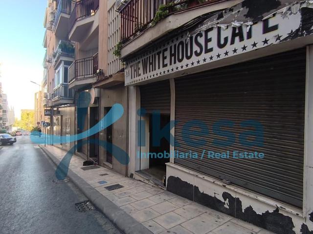Se vende Local Comercial en la localidad de Jaén
