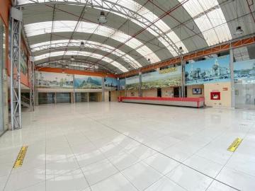 SE VENDE LOCAL COMERCIAL EN LA VICTORIA