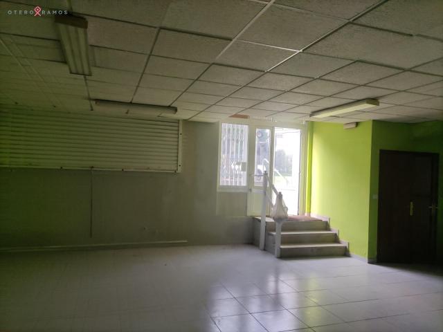 SE VENDE LOCAL COMERCIAL EN RÚA PELAMIOS, SANTIAGO DE COMPOSTELA