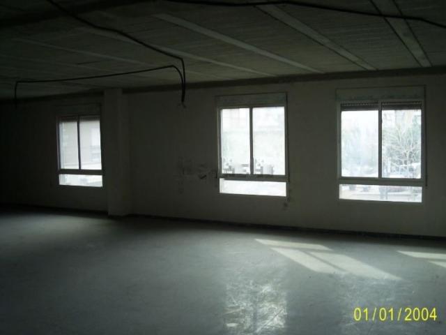 SE VENDE LOCAL COMERCIAL EN ZONA CARRÚS