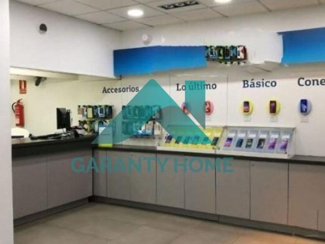 Se vende local comercial en zona CENTRO