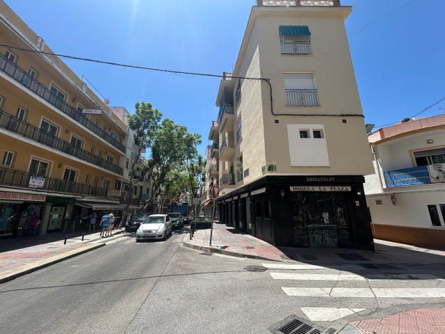Se Vende Local Comercial Los Boliches Fuengirola Málaga