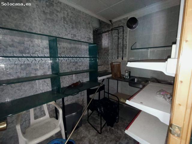 SE VENDE LOCAL COMERCIAL PLAZA APARADORAS