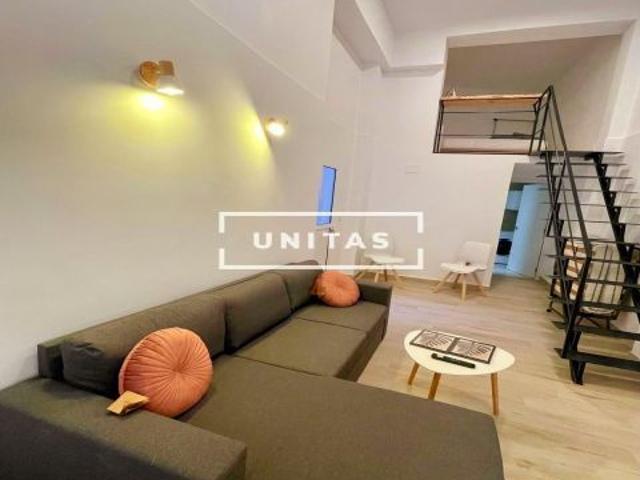 Se vende Local comercial reformado como vivienda en Calle Valencia Nº 47