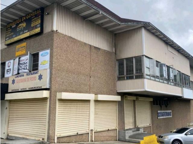 Se vende local Comercial u oficina en Carrizal