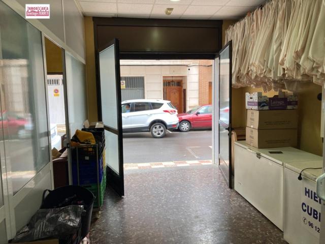 SE VENDE LOCAL DESTINADO A HOSTELERIA CATERING EN ALMUSSAFES