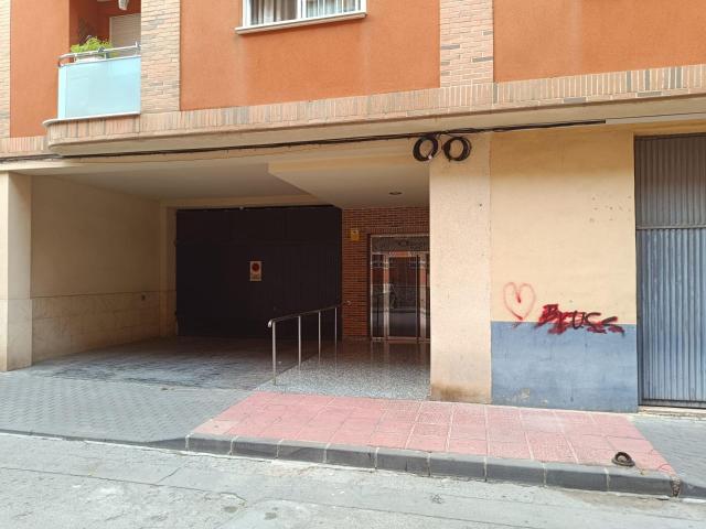 Se vende local diafano en Patiño