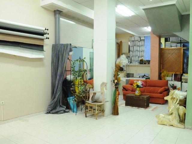 SE VENDE LOCAL EN EL BARRIO DEL CARMEN 87 M2