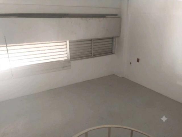 Se vende local en el Centro de Valencia