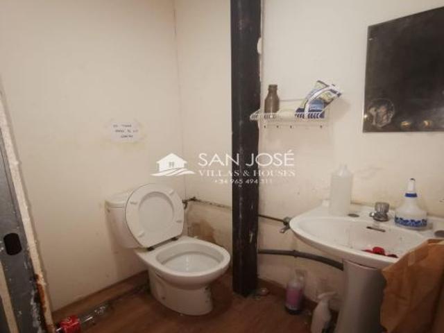 SE VENDE LOCAL EN ELCHE, ZONA CENTRO PARA REFORMAR