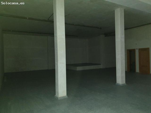 Se Vende Local en Petrer Oportunidad Comercial
