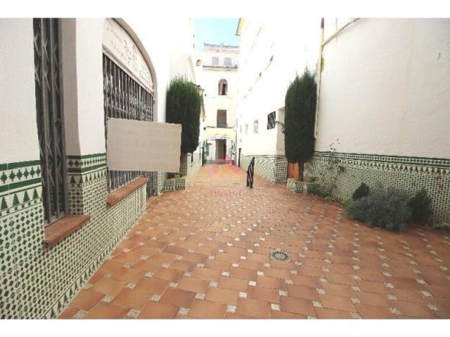 SE VENDE LOCAL EN PLENO CENTRO DE RONDA