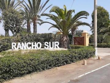 Se vende lote en exclusivo condominio de asia