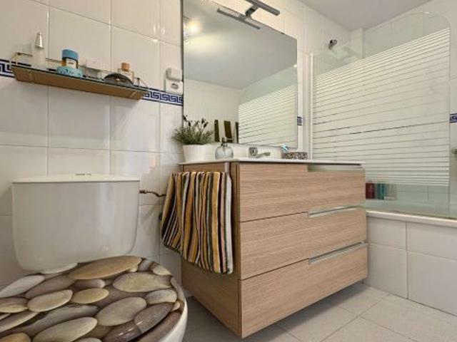 SE VENDE MAGNIFICO APARTAMENTO CON VISTAS AL MAR EN ZONA RIVIERA DEL SOL EN MIJAS
