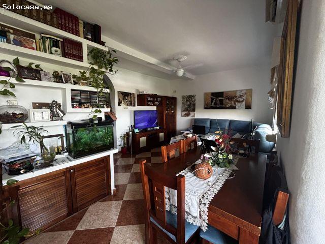 Se vende magnífico dúplex alto en la zona del Monumento, en el Barrio Bajo de San Juan