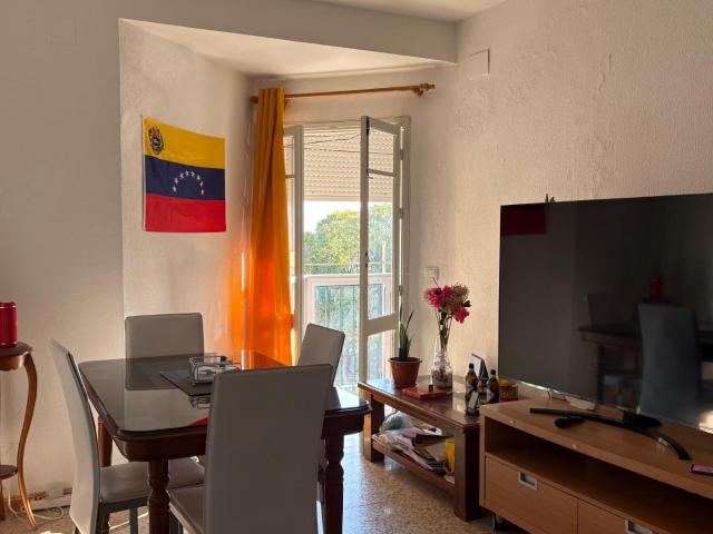 SE VENDE MARAVILLOSO PISO EN EL CERRO DEL ÁGUILA