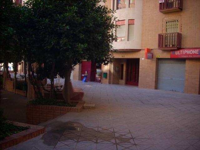SE VENDE NEGOCIO DE PELUQUERIA, FRENTE HOSPITAL, LISTO PARA EMPEZAR A TRABAJAR