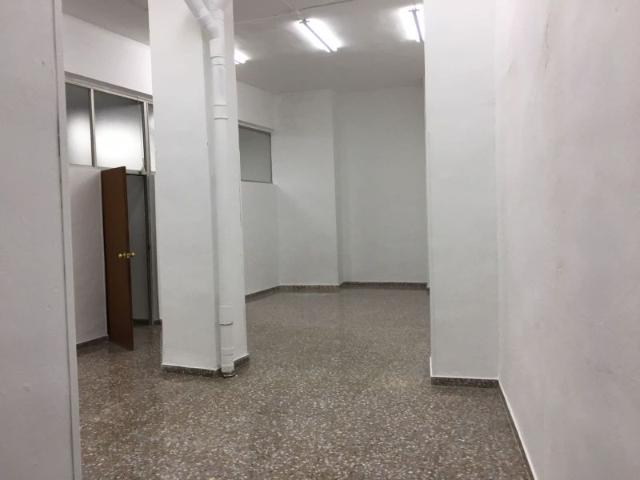 SE VENDE O ALQUILA LOCAL COMERCIAL EN MURCIA