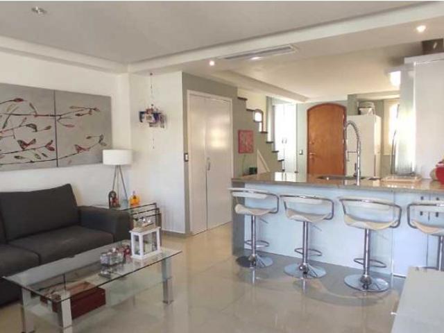 Se vende o se Alquila Casa Pueblo Viejo 3H/3.5 B/2E