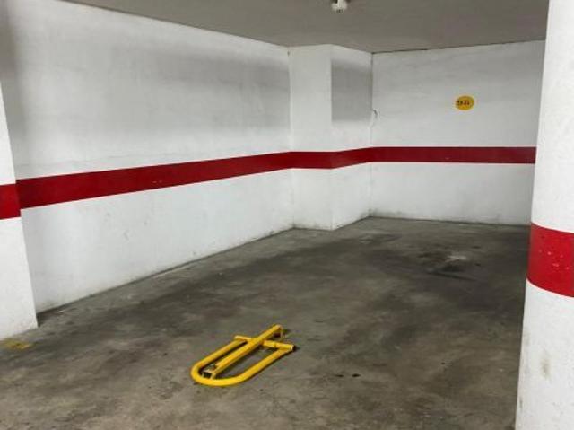 SE VENDE O SE ALQUILA ESTUPENDA PLAZA DE GARAJE EN LA VAGUADA!