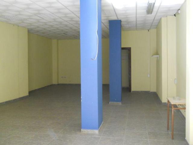 SE VENDE o SE ALQUILA LOCAL COMERCIAL EN MURCIA CENTRO