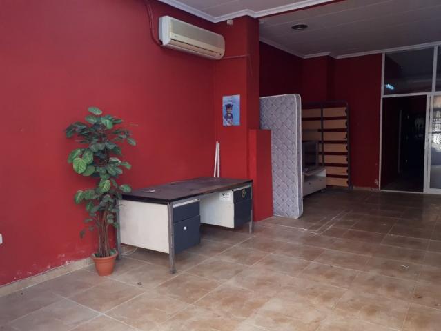 SE VENDE O SE ALQUILA LOCAL EN VISTALEGRE, MURCIA