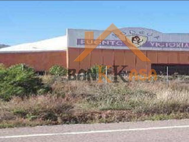 SE VENDE O SE ALQUILA NAVE INDUSTRIAL EN FUENTE VICTORIA