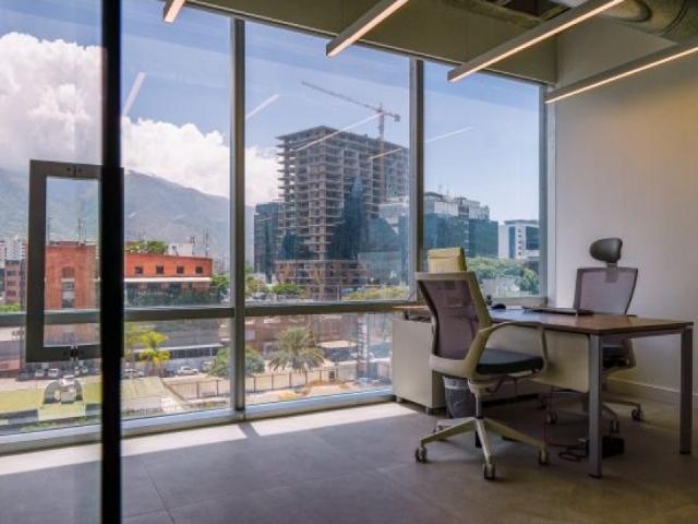 SE VENDE OFICINA DE LUJO EN LAS MERCEDES Anma