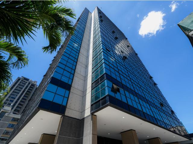 Se vende oficina 181m2 Torre Credicard El Bosque 6505