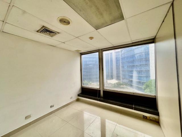 Se vende oficina 245m2 El Rosal