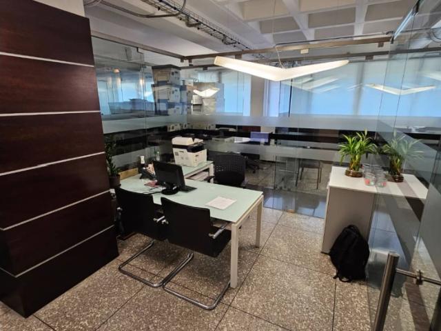 Se vende Oficina 480m² La Trinidad